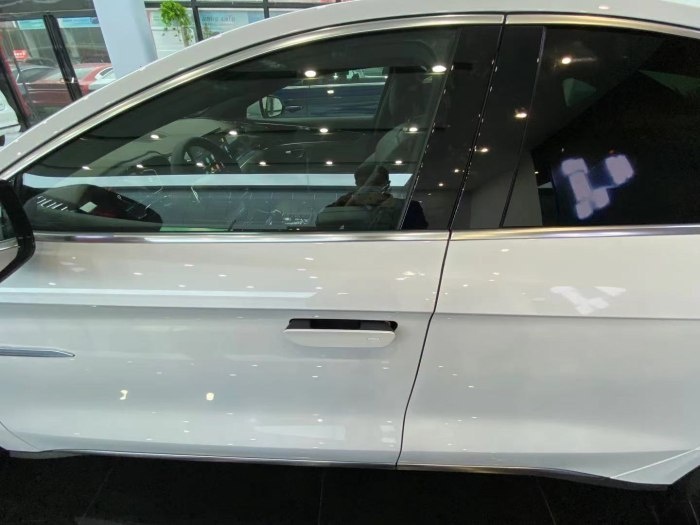 到店看艾力绅,比亚迪汉丹拿5g