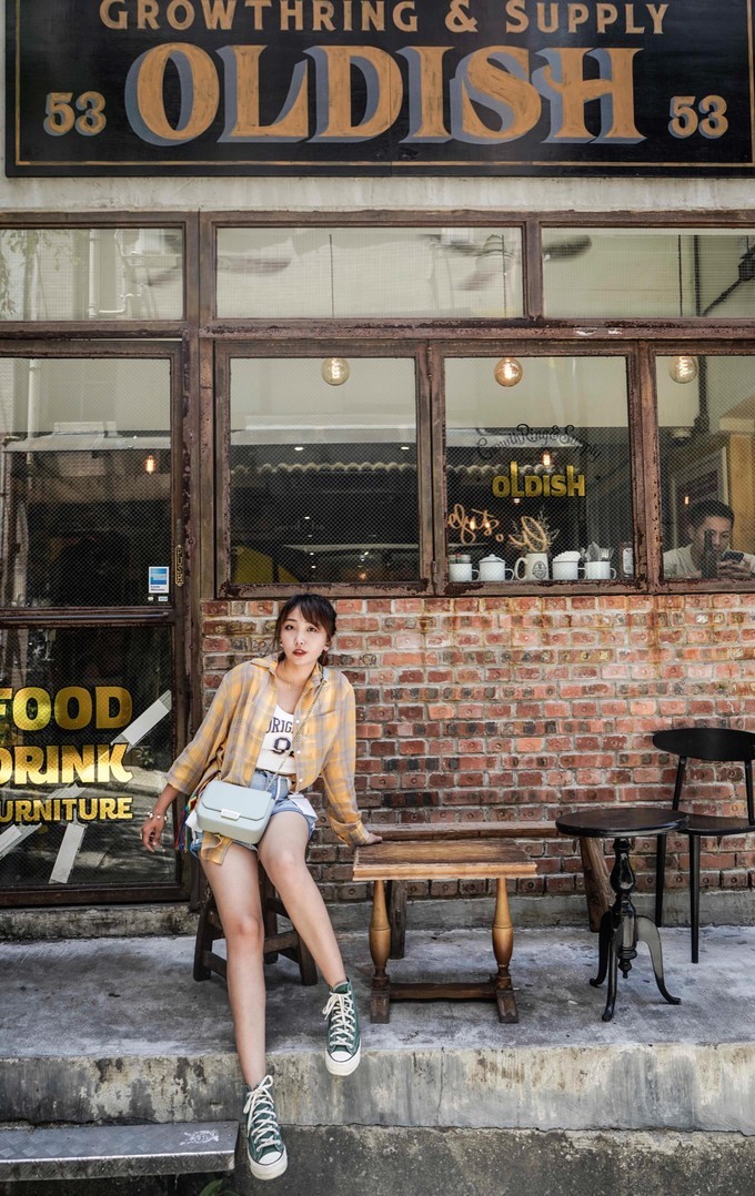 香港迪士尼情侣游玩项目,香港迪士尼情侣游玩攻略