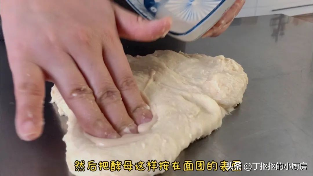 怎么用揉面机做吐司,不用揉面机怎么揉吐司拉丝