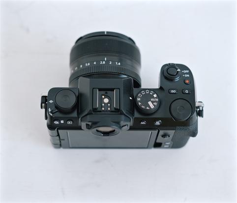 富士xs10五轴防抖有用吗,富士x-s10新手镜头推荐