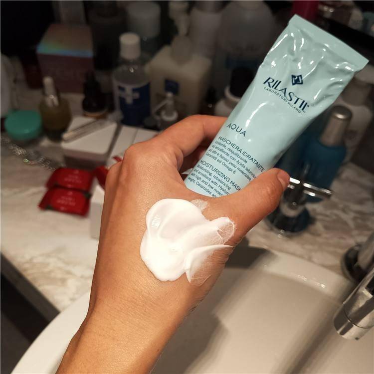 不畏秋老虎，通过保湿就能复活你的小脸蛋