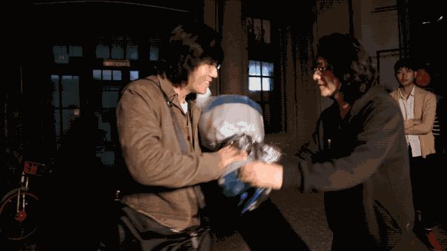 岩井俊二第一部电影,最近看的岩井俊二的电影