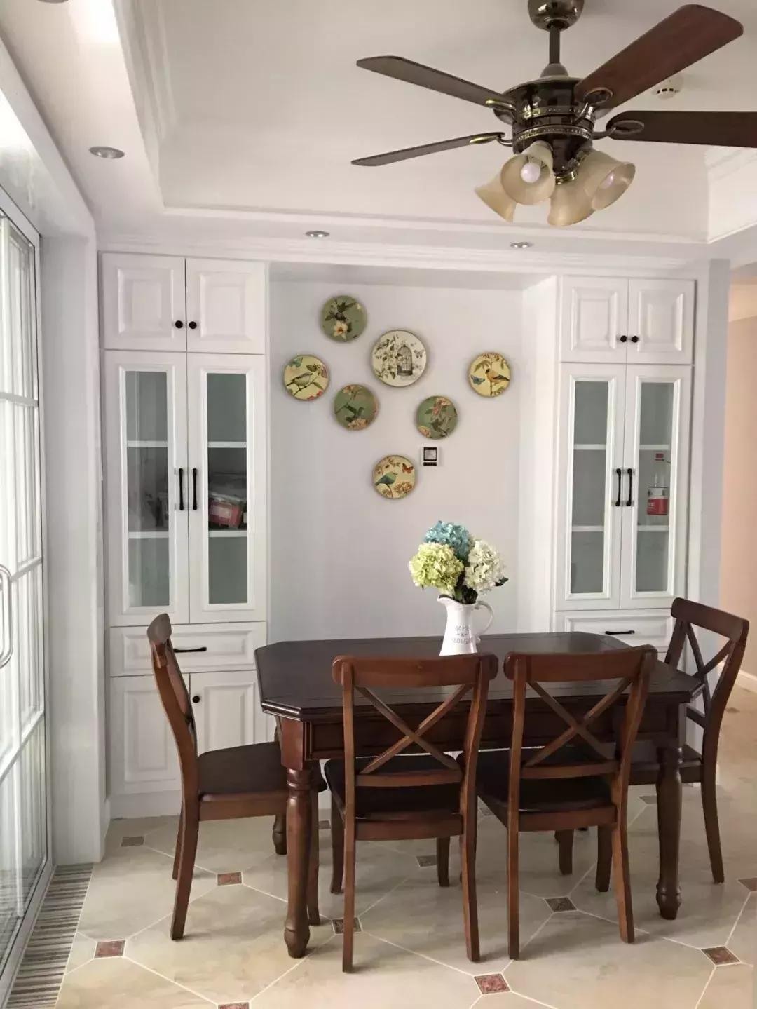 餐厅装修效果图小户型卡座,餐厅太窄做卡座合适吗