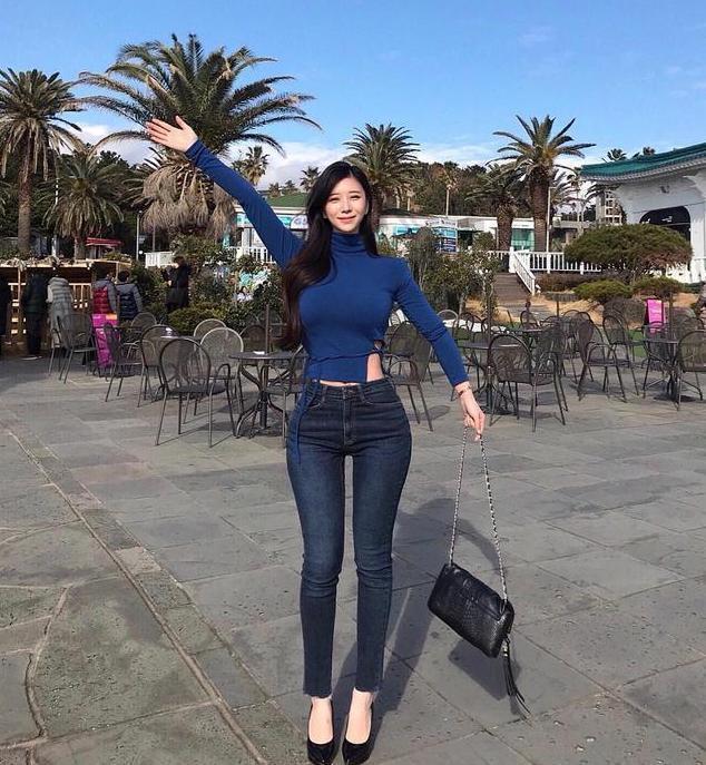 海贼王动画女帝身材,真人版海贼王女帝惊艳全场