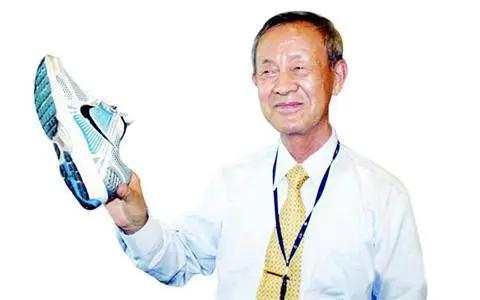 年赚5亿创始人靠220元起家,中国第一家耐克工厂在哪里