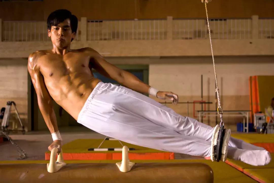 影帝和美食都带不动的深夜食堂，真的还要拍下去吗？