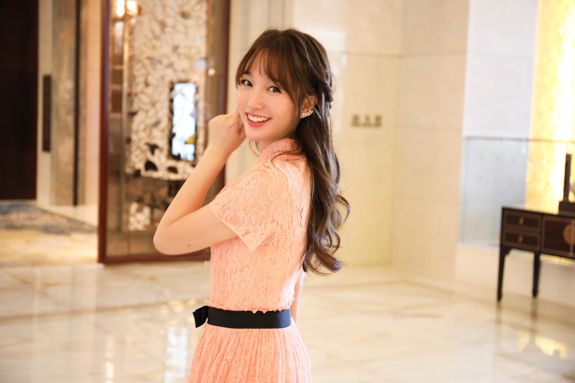 金莎谈自曝打瘦脸针,金莎打瘦脸针和正骨