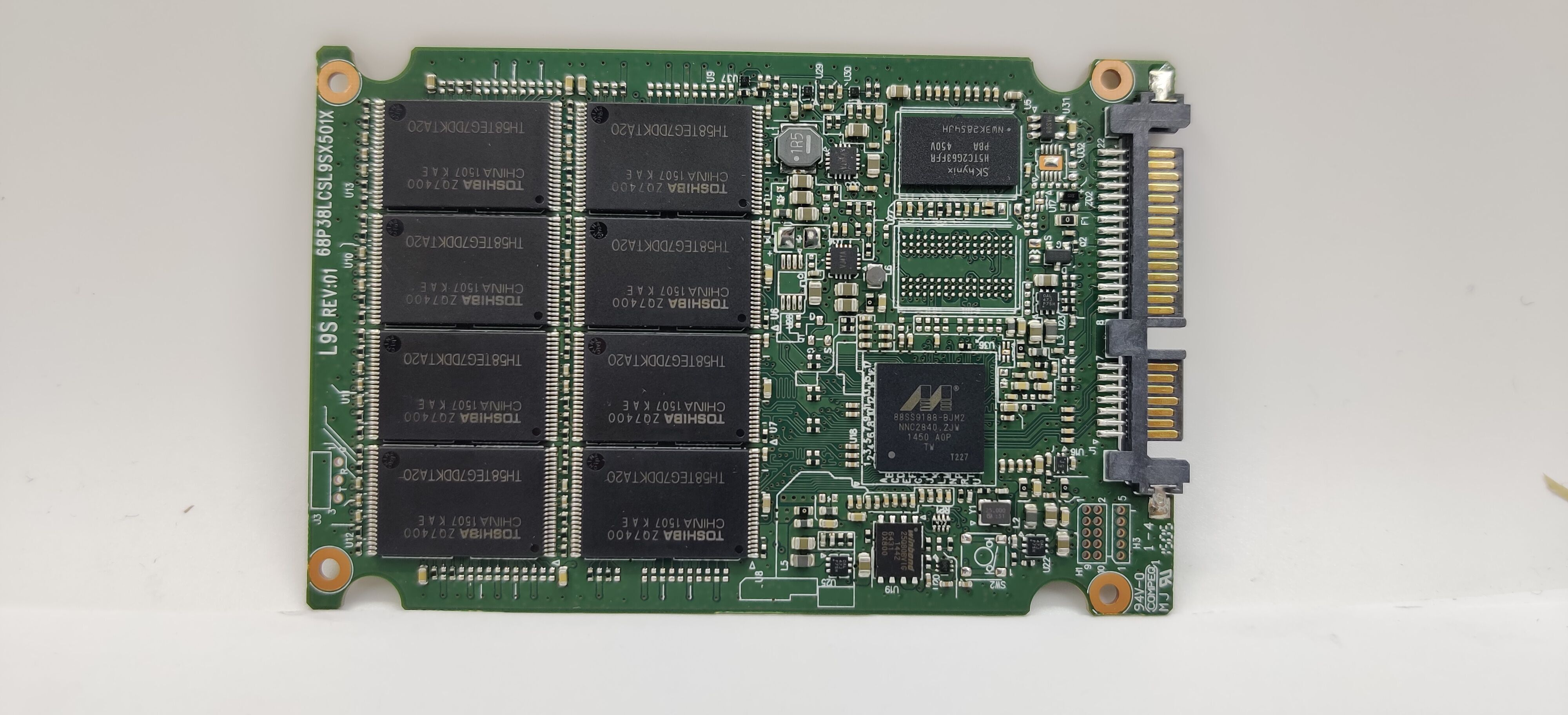 拆机固态硬盘m.2东芝,128g固态硬盘120块钱