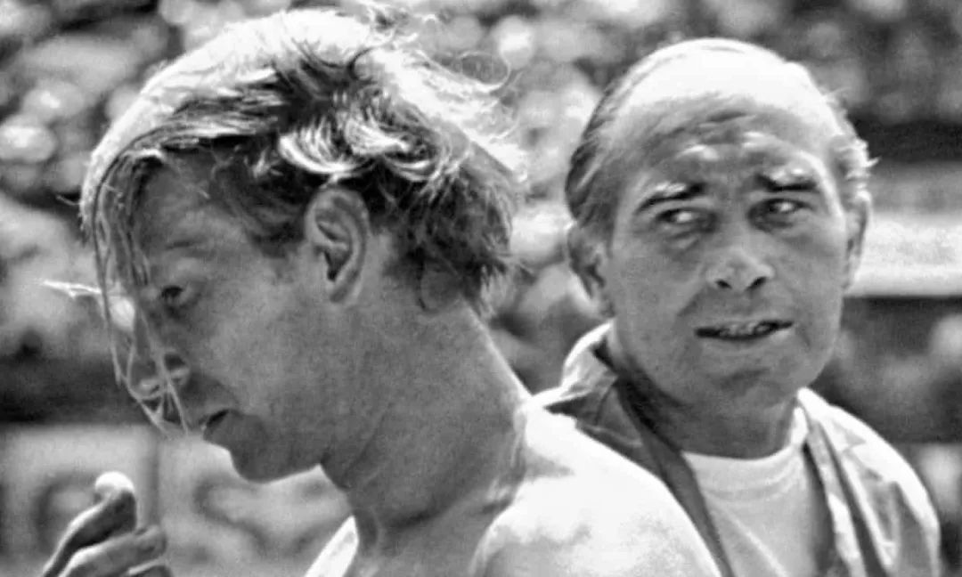 足球比赛换人规定最多换几人,足球比赛啥时候可以换人