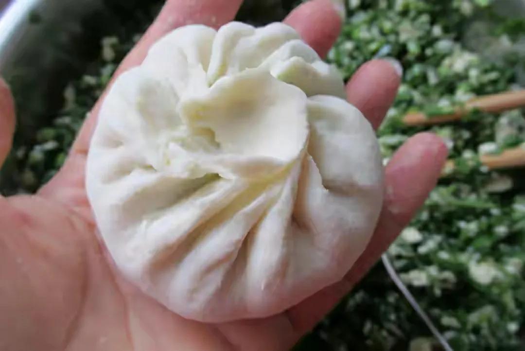 蒸包子馍是冷水蒸好或是开水蒸好,蒸包子冷水上锅蒸还是开水上锅蒸