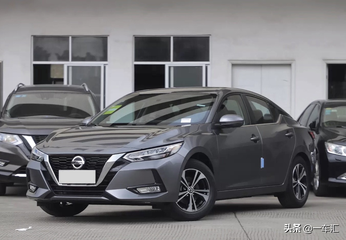 2017年日产轩逸次顶配,12万手动新轩逸