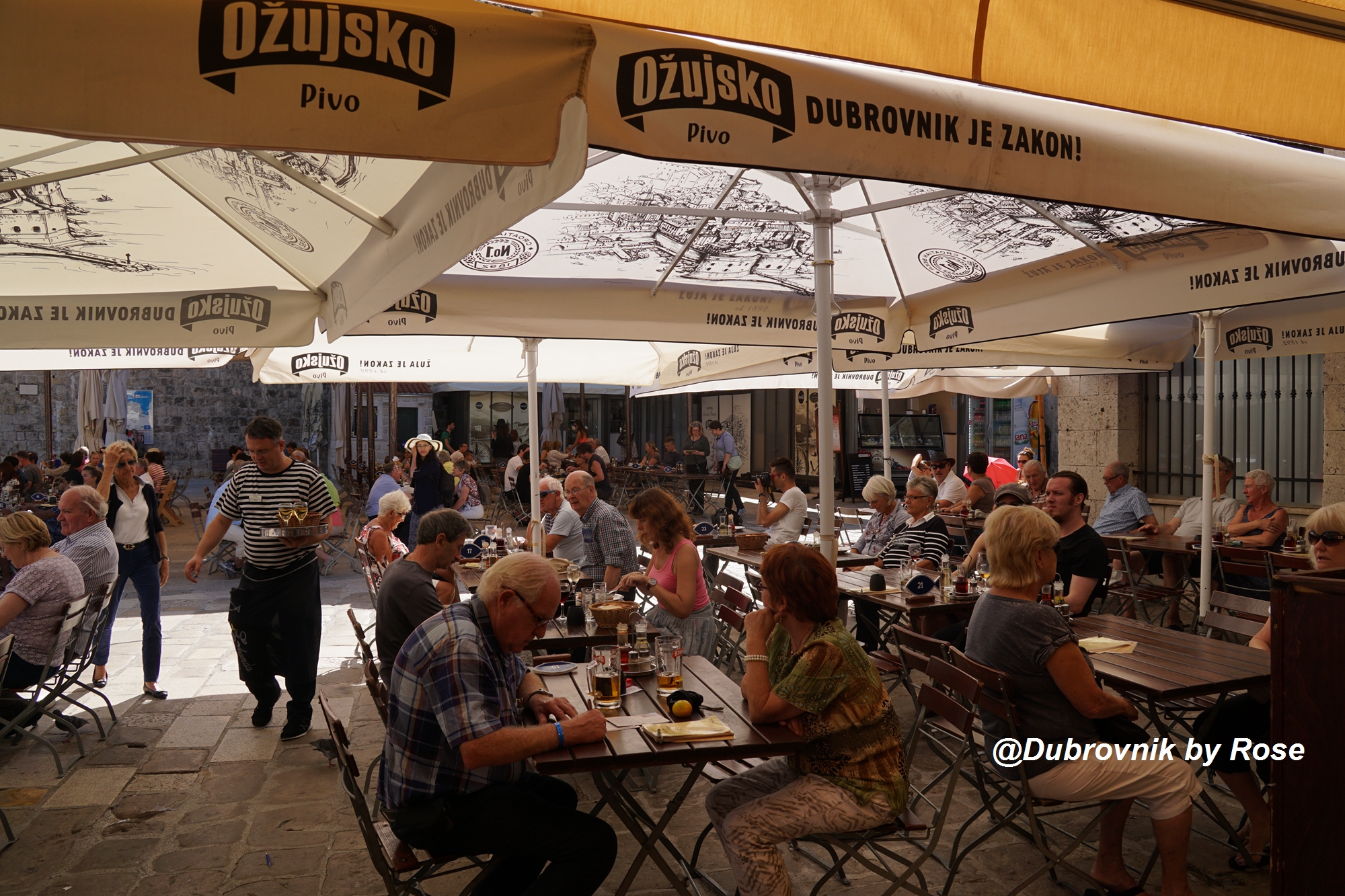 克罗地亚圣托里尼,克罗地亚和圣托里尼