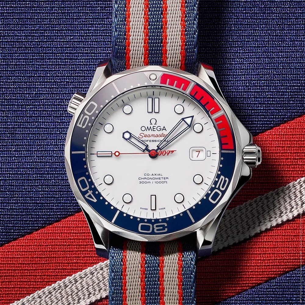 戴两块表的人永远不知道时间,戴两块表的人是什么心态