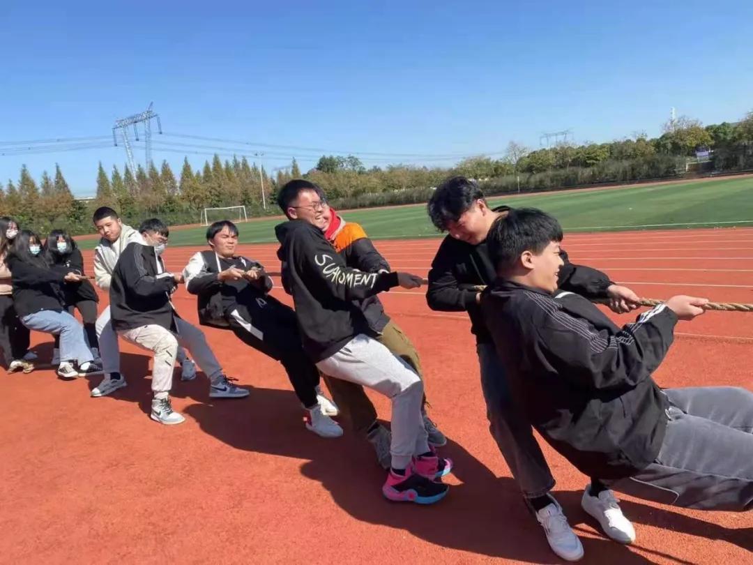 第八届凝心聚力杯拔河比赛信息,凝心聚力绳彩飞扬教职工拔河比赛