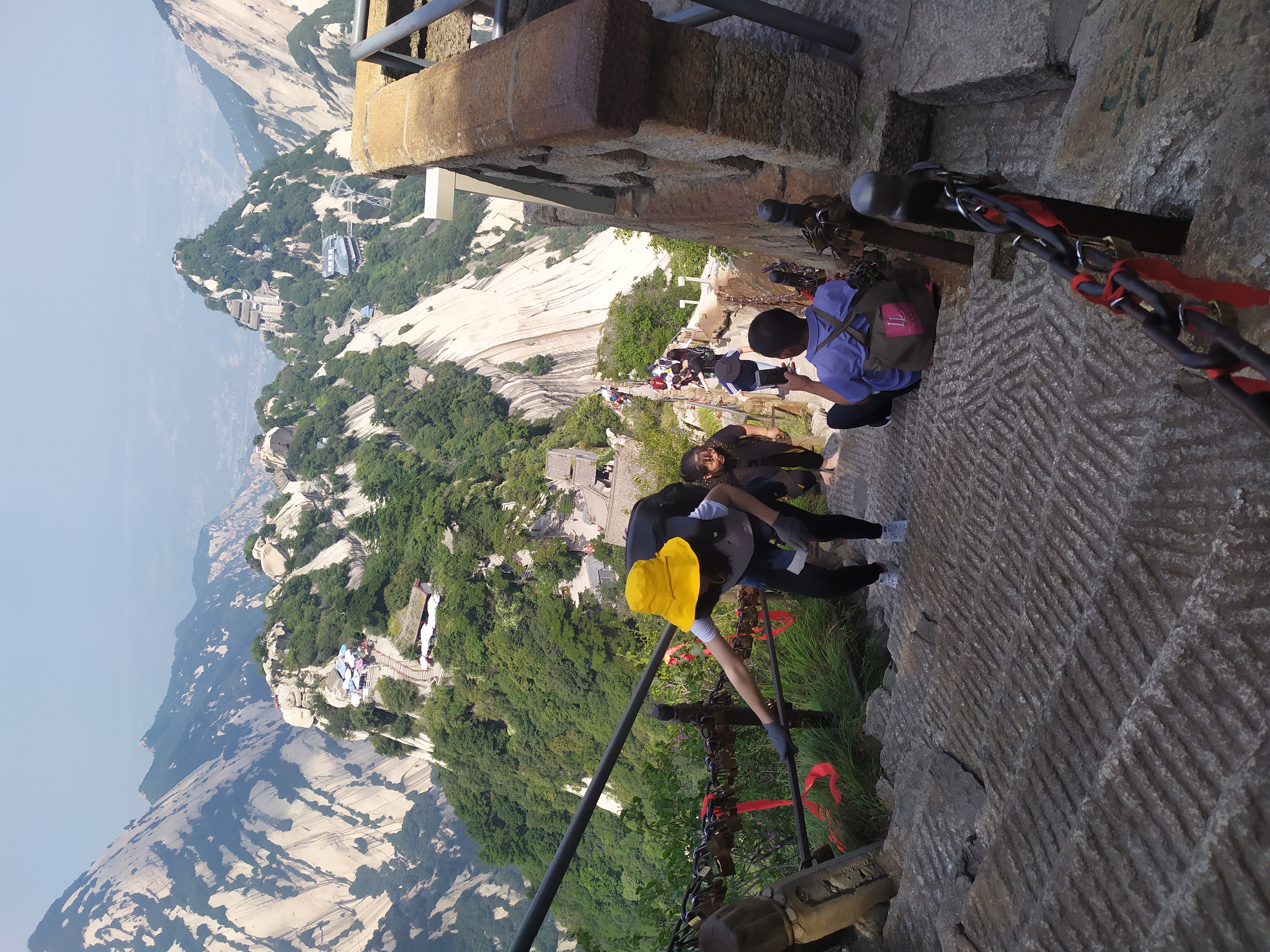 北上西下华山有危险的地方吗,恐高华山攻略