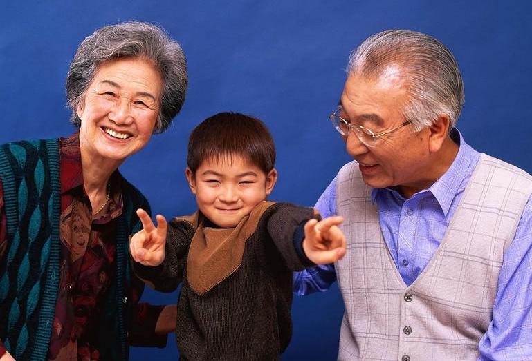 奶奶说妈妈懒怎么反击,奶奶说妈妈懒怎么怼回去