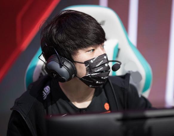 继TES后,VG也遭遇了“外卖事件”,玩乐爷的梗玩魔怔了?