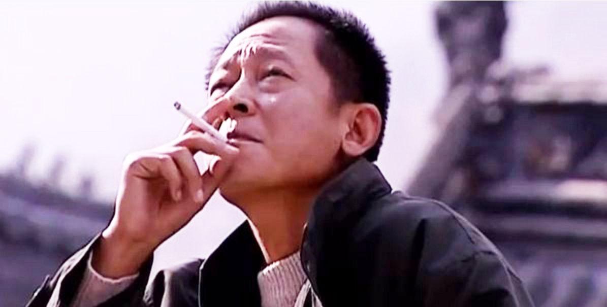 遥远的救世主中世上本没有救世主,遥远的救世主其中救世主指的是谁