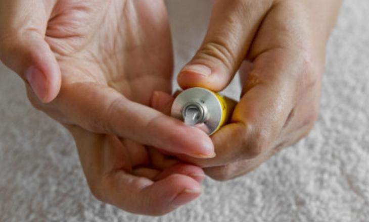 红霉素软膏用于眼睛会有什么后果,红霉素软膏对眼睛有什么副作用