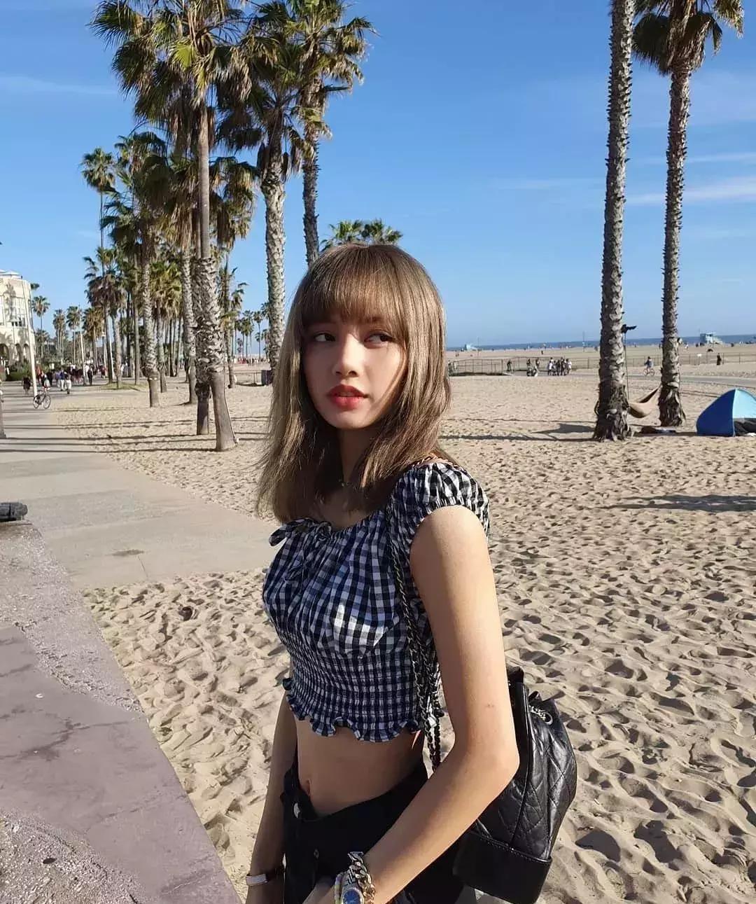 lisa圆领针织长袖罩衫,lisa短上衣推荐