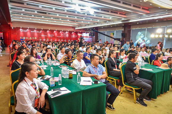 以礼会友万商互联千雅好礼油项目招商开启平台合作新模式