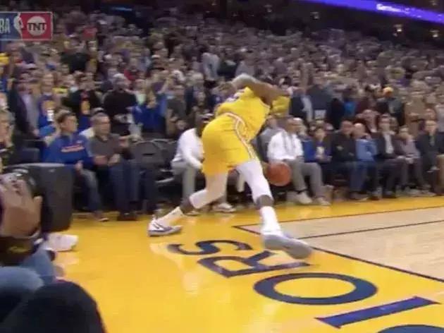 对裁判判罚不满的正确申诉途径,对裁判不满的反应