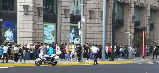 周杰伦开奶茶店视频,周杰伦开的奶茶店哪个好喝