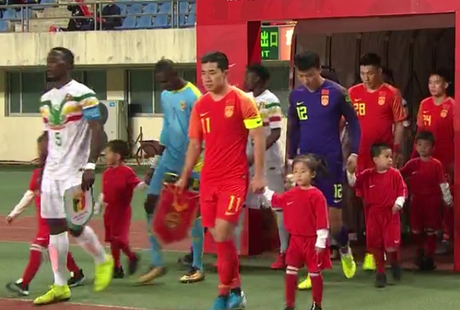 中国足球2:0胜意大利,中国足球3:0击败巴西队