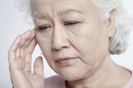 一梳黑发,在家染发黑发直接染