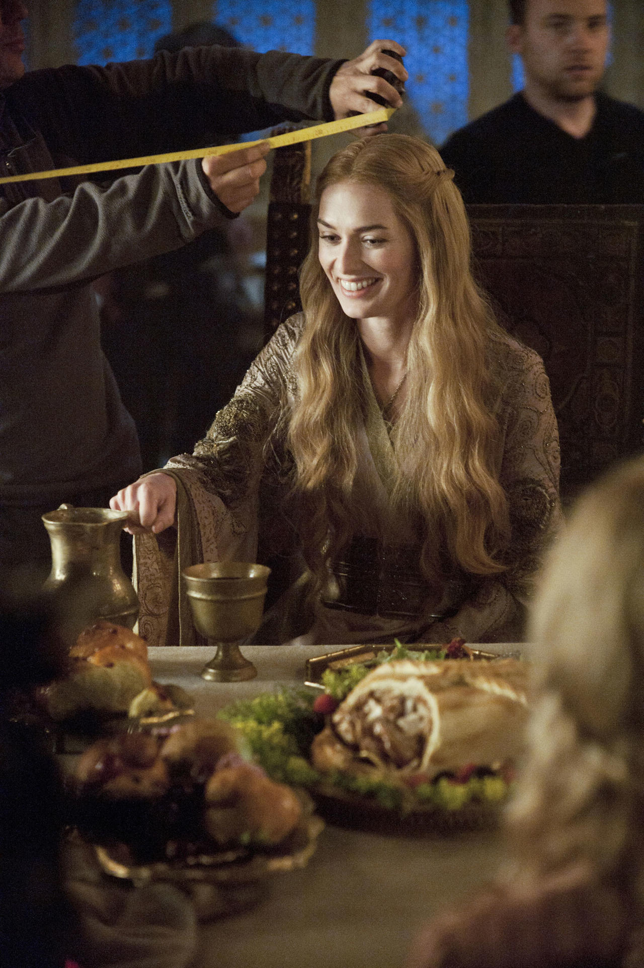 单集成本一亿仍稳赚不赔的史诗大剧，《权力的游戏》幕后的金钱事