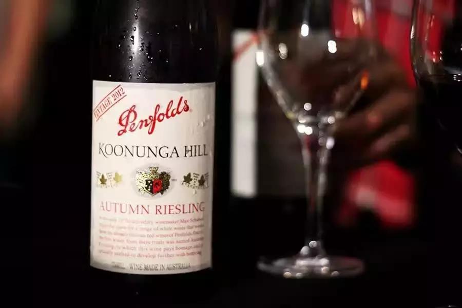 奔富葡萄酒热销第一名,奔富的哪种葡萄酒最值得买