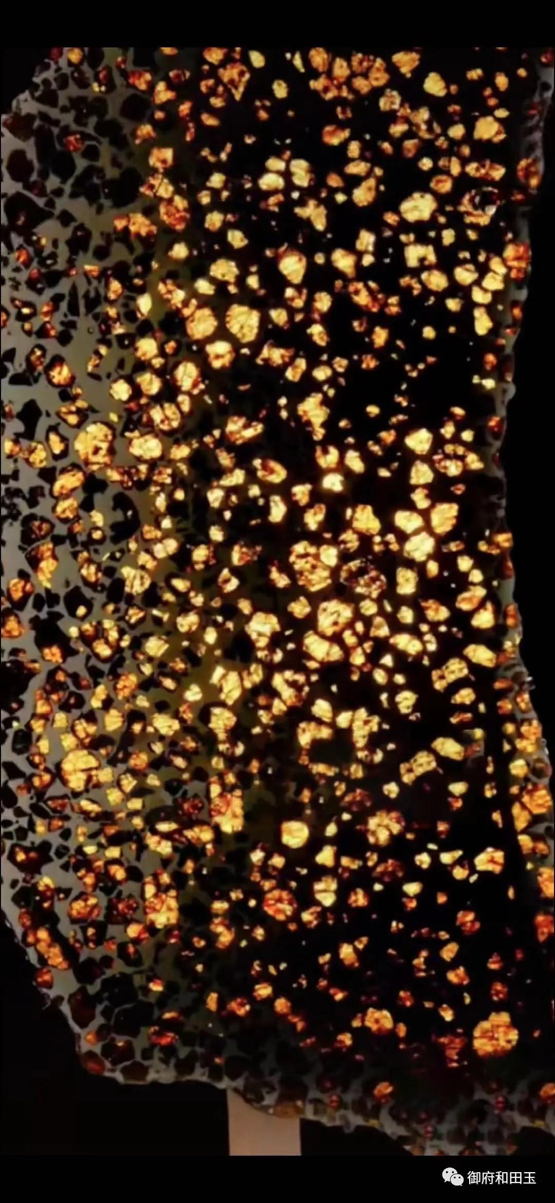 上周!这块来自*疆新**的石头拍出472万的天价!创历史新高