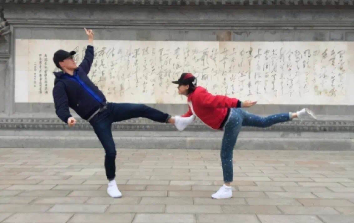 为二婚妻子买百万豪车，不介意五年无子，刘翔两段婚姻判若两人？