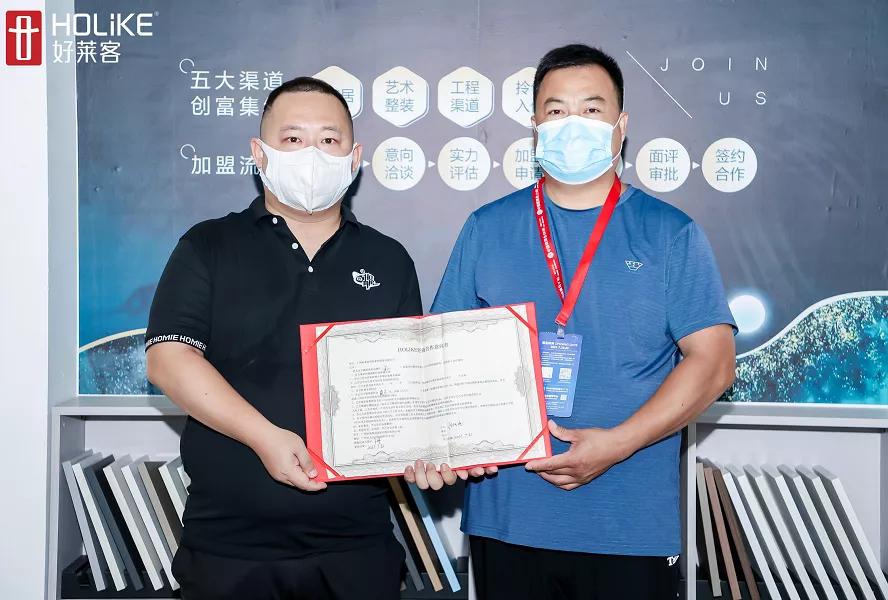 泛家居圈专访丨好莱客林丽妮：夯实原态，继续造潮