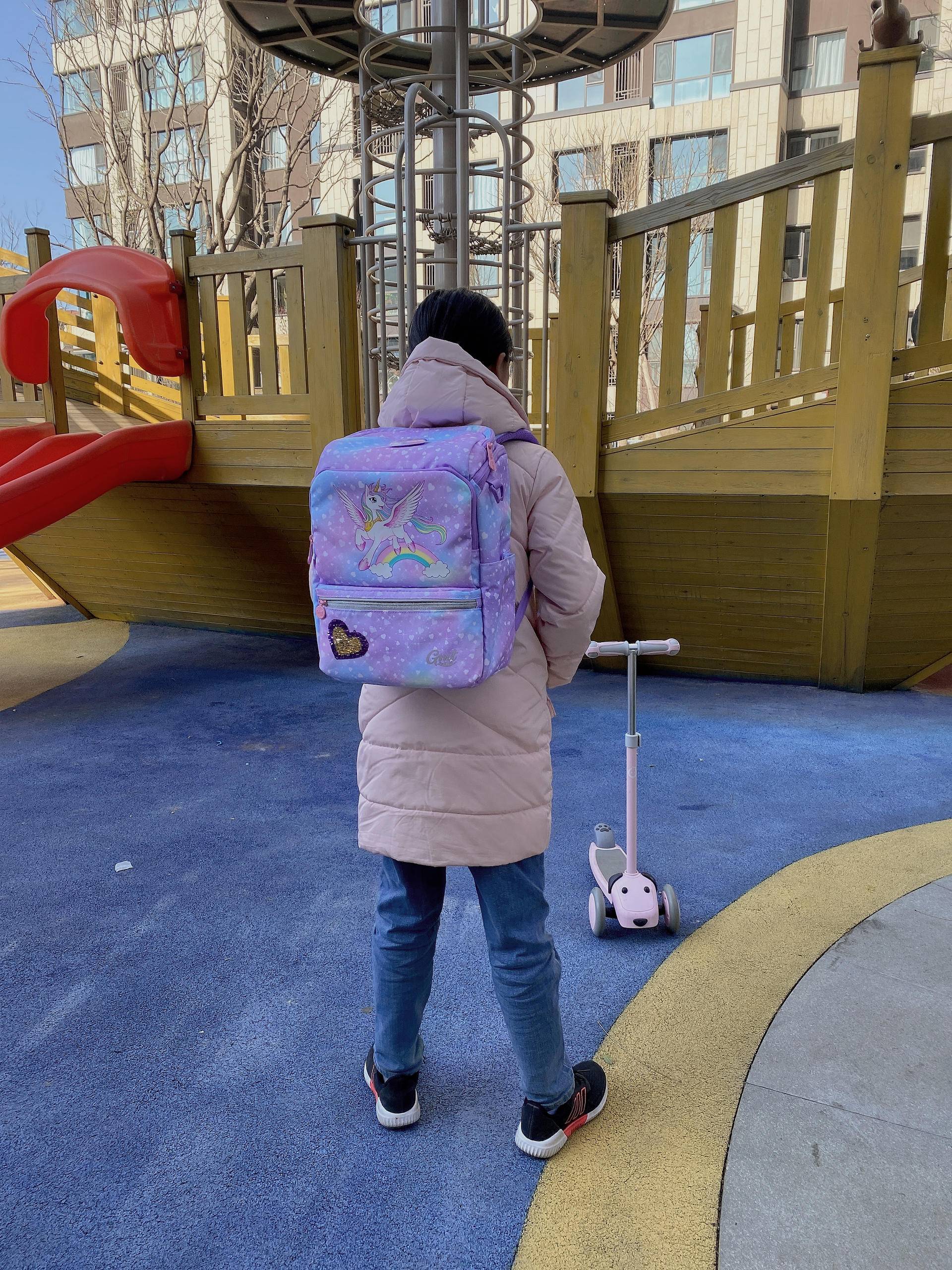 学生书包选颜值？称重量？不，看保护性！GMT护脊书包试用