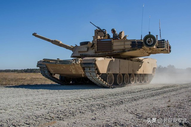 中国第四代主战坦克和99a谁强,99式主战坦克与日本10式差距