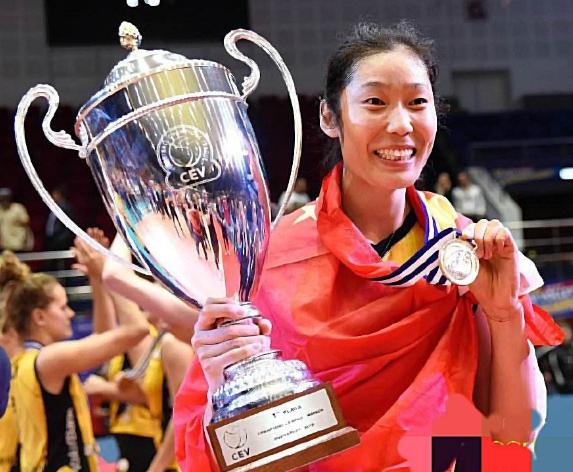 女排陪练李童与朱婷关系,朱婷最近的绯闻