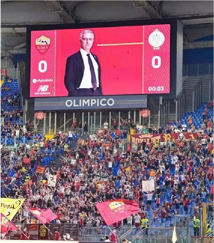 守得住寂寞才能留得住繁华,受得住繁华耐得住寂寞