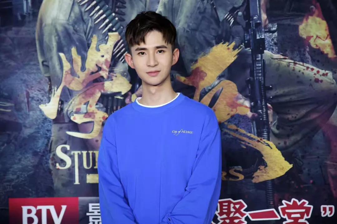 我们采访了歪嘴战神本人，并问了他当赘婿到底是什么感受