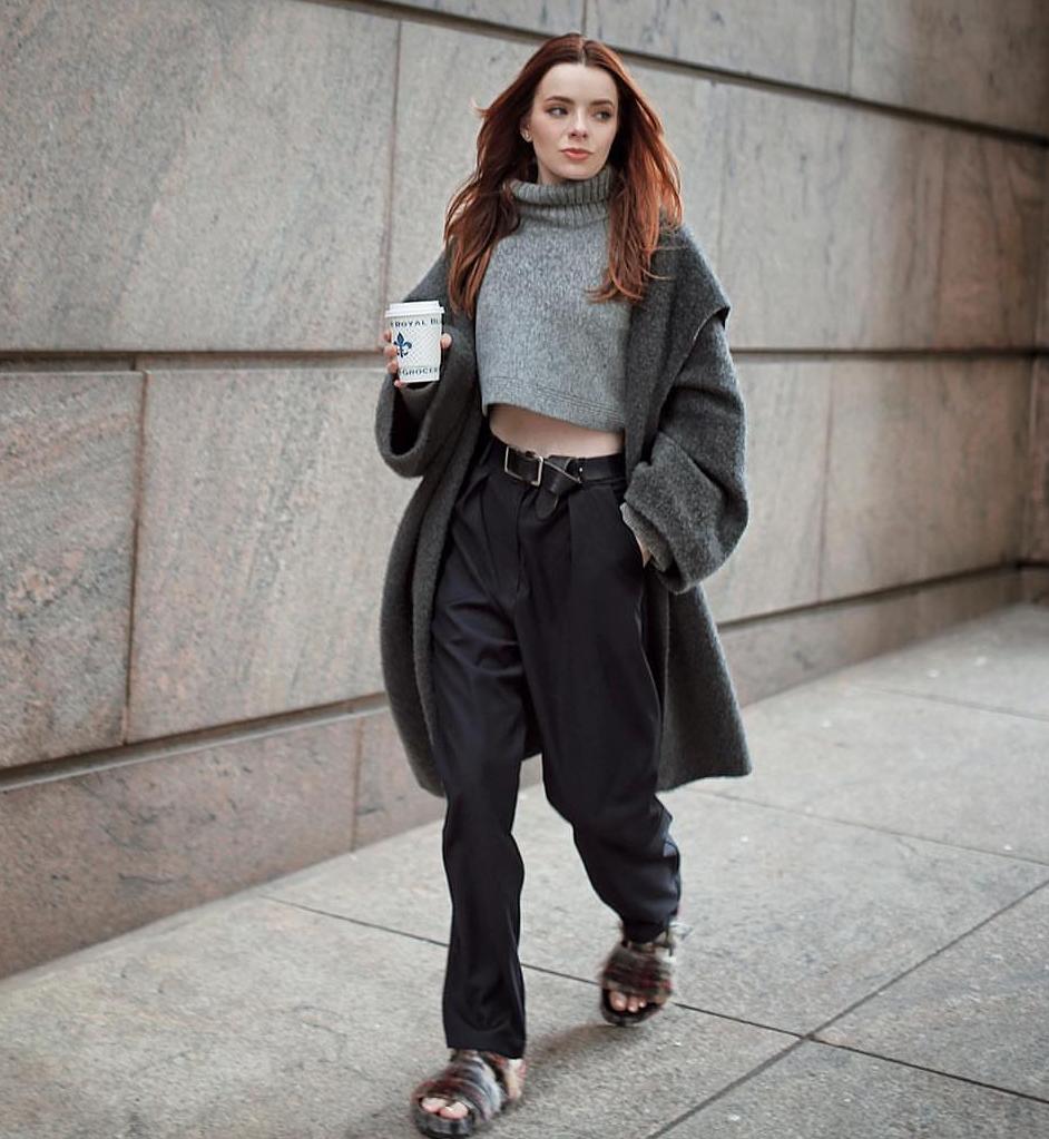 你还在买这么贵的大衣吗,买了件比较贵的大衣有些后悔