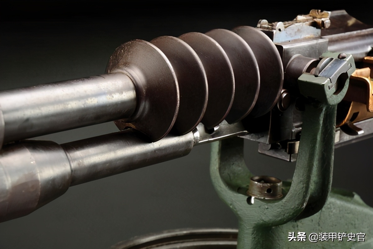 民国气冷式马克沁机枪,马克沁重机枪水冷式与气冷式