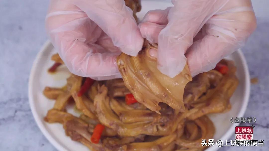 鸭掌如何简单做又入味又好吃,鸭掌怎么卤好看又不烂