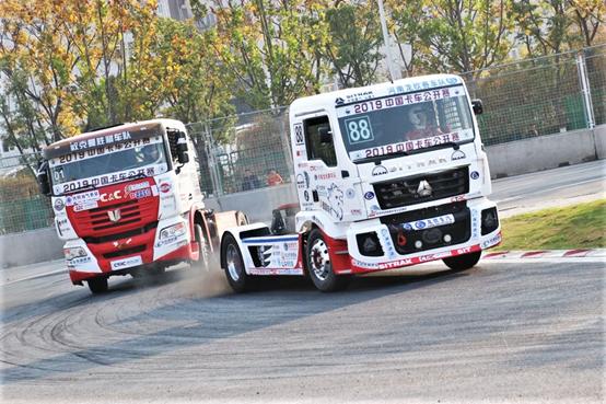 2019中国卡车公开赛热动江城重卡街道合法飙车