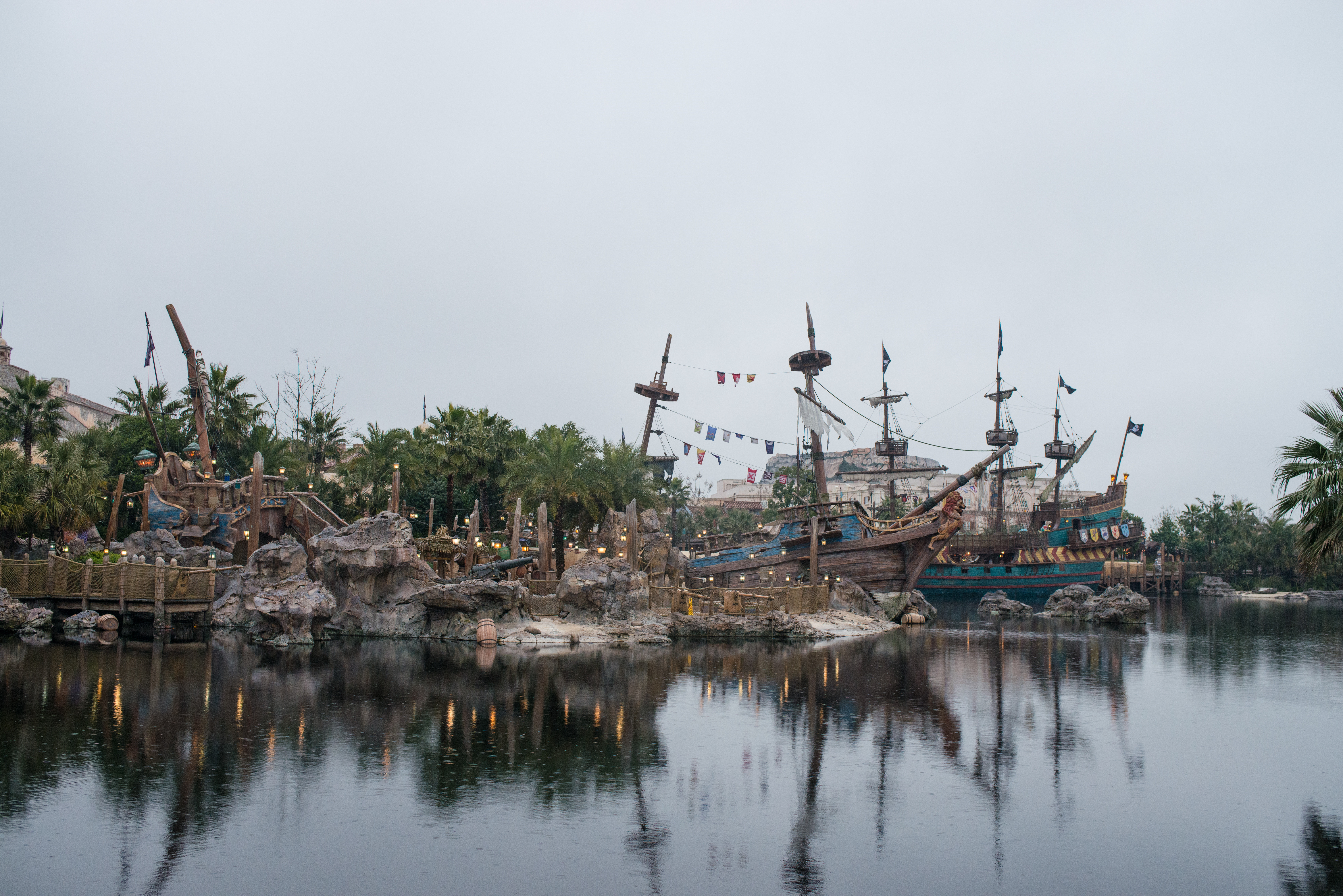 雨天的上海迪士尼攻略图,暑假迪士尼攻略超详细