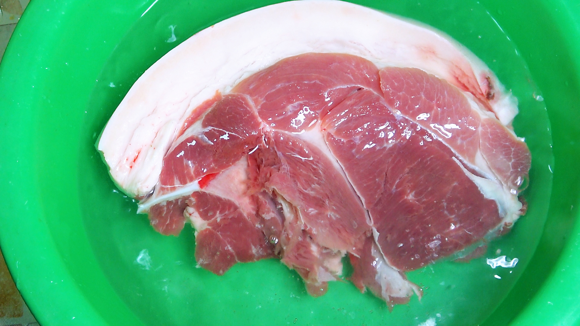 四川香肠怎么做才好吃？50年老配方告诉你，麻辣鲜香不发霉