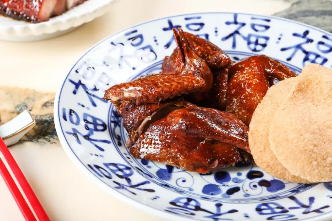 在上海品尝传统囍宴香港味道,感受六七十年代的老香港