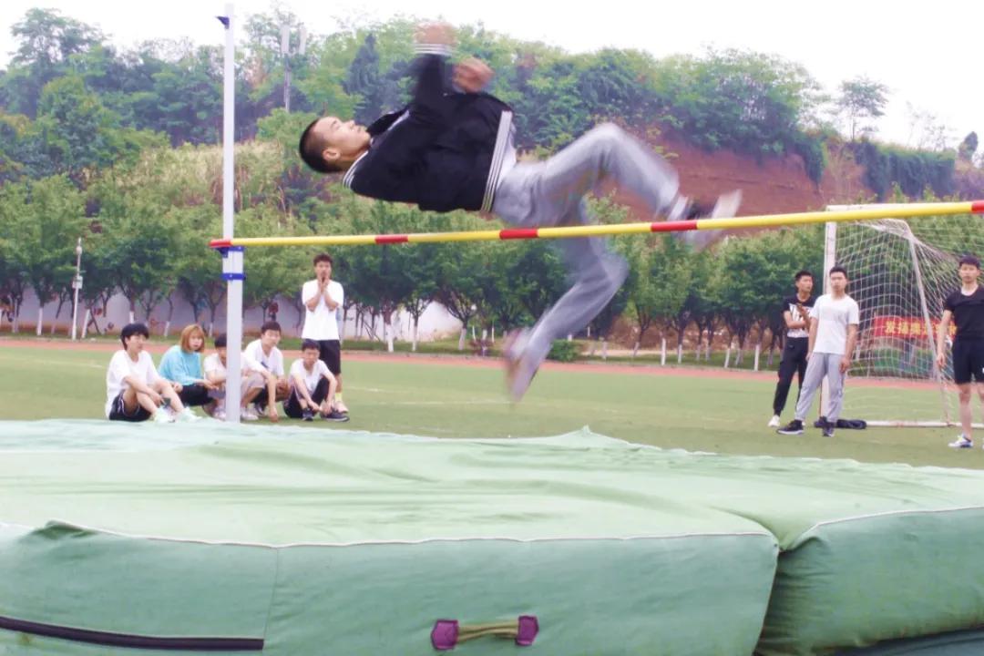 飒!123张图,带你“动+静”看赛场