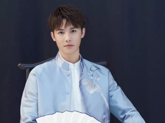 杨洋和微微的结局,长大后的微微和杨洋