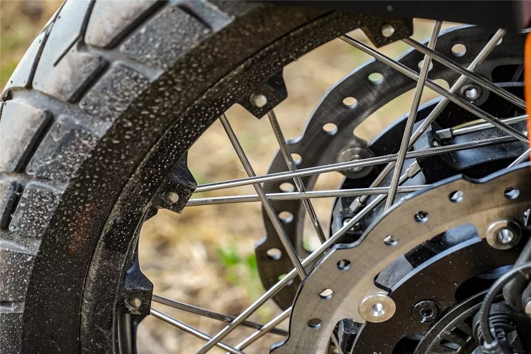 国产拉力车赛科龙rx4,宗申赛科龙rx4拉力车骑行视频