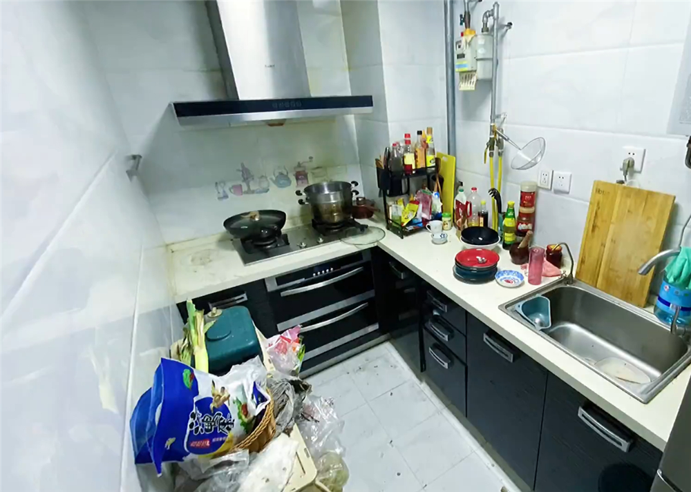 郑州租房的一家人,郑州出租屋搬走租客需要打扫吗